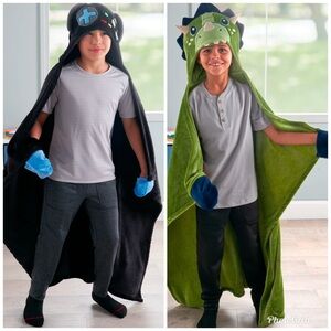 2 Hooded Throw Blanket